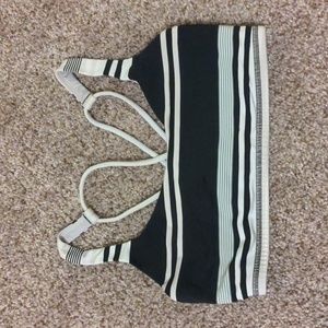 Lululemon Free To Be Bra in Groovy Stripe Dune / Dune / White